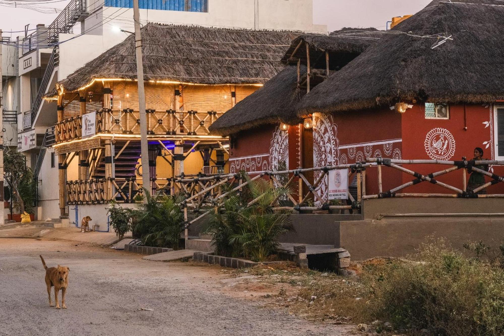 The Hideout Cottage And Restaurant Hampi Ngoại thất bức ảnh