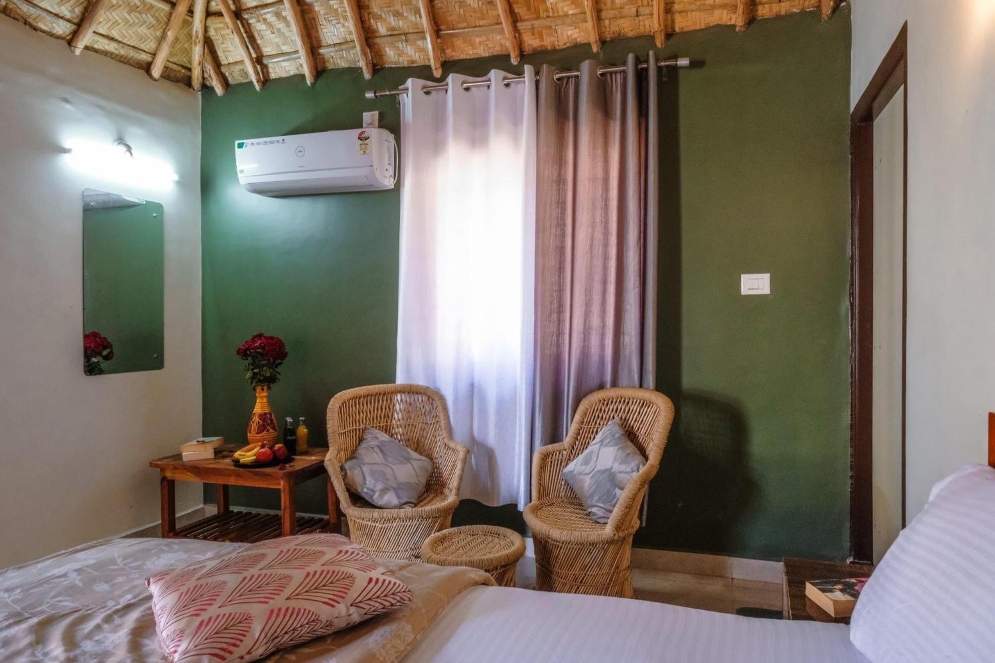The Hideout Cottage And Restaurant Hampi Ngoại thất bức ảnh